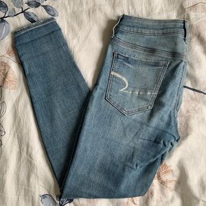 2/$60 American Eagle // Super Stretch Skinny Jeans